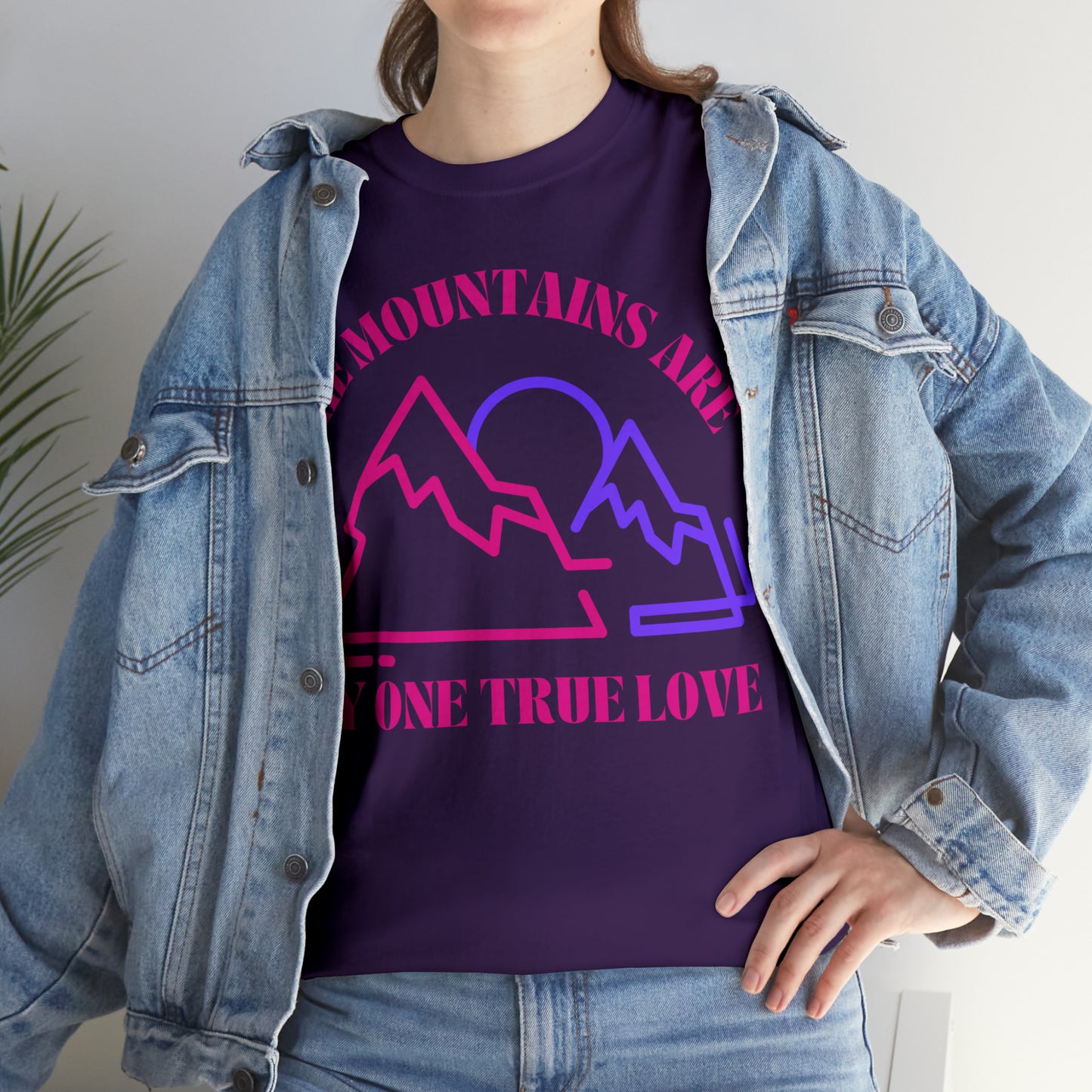 Women's Mountain and Hiking Enthusiest Tee